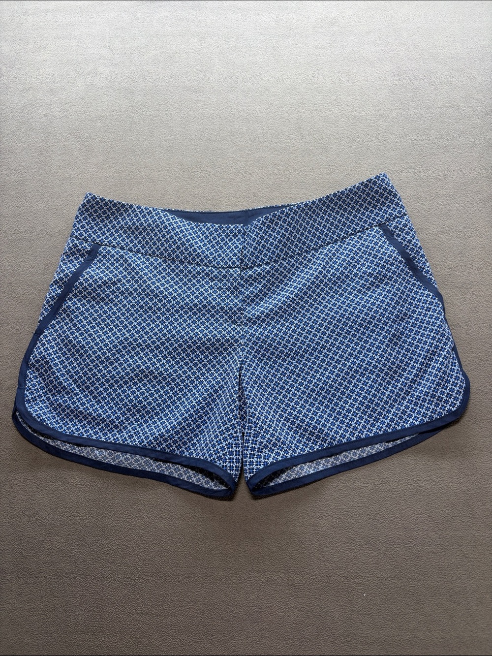Outback Red Blue Geometric Athletic Shorts